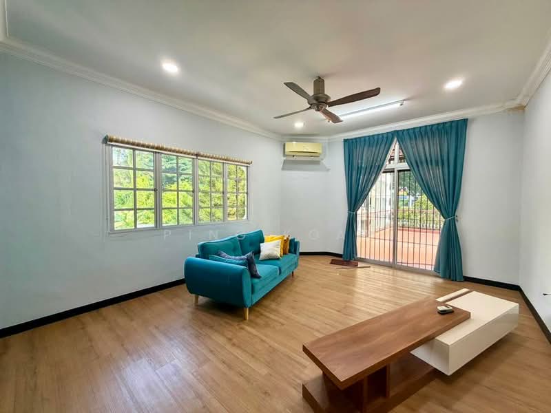Rumah Berkembar untuk Dijual di Fettes Park (Tanjung Tokong) - Ping Koay - Living Room - PropertyGuru.com.my