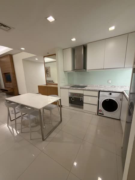 Service Residence for Rent at Cormar Suites (Fraser Place (Lot 163)) - Edwin Cheng - Kitchen - PropertyGuru.com.my