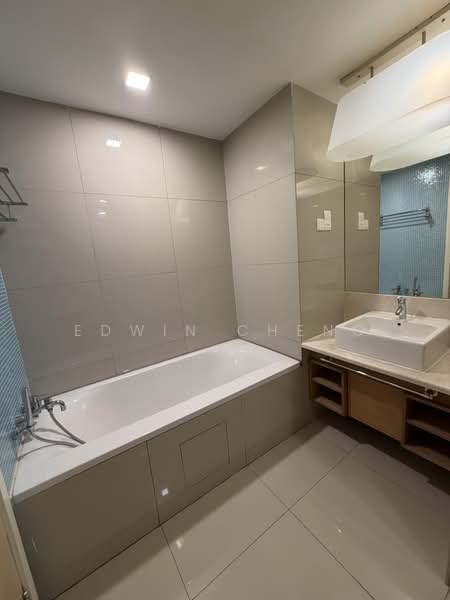 Service Residence for Rent at Cormar Suites (Fraser Place (Lot 163)) - Edwin Cheng - Bathroom - PropertyGuru.com.my