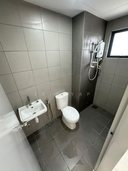 Service Residence for Rent at Residensi Bukit Tiara - Eric Yap - Bathroom - PropertyGuru.com.my
