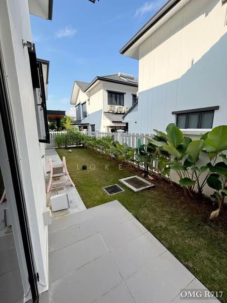 Semi-Detached House for Sale in Shah Alam (Selangor) - Loke . - Exterior - PropertyGuru.com.my