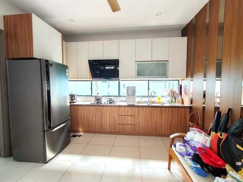 Semi-Detached House for Sale in Setia Eco Gardens (Gelang Patah) - Sherrly Sow - Kitchen - PropertyGuru.com.my