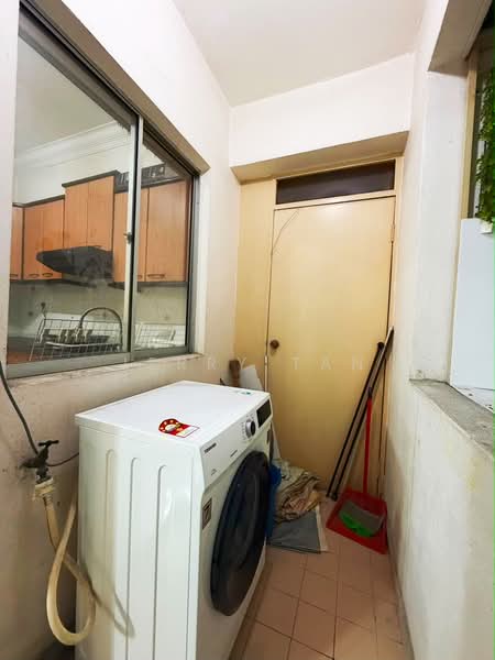 Kondominium untuk Disewa di Villa Emas - Jerry Tan - Interior - PropertyGuru.com.my