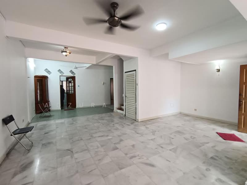 Rumah Teres 2 Tingkat untuk Dijual di Bandar Sri Damansara (Selangor) - Adzura Zamedin - Living Room - PropertyGuru.com.my