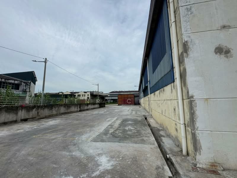 Factory for Rent in Bandar Baru Bangi (Selangor) - Henry Chew - Exterior - PropertyGuru.com.my