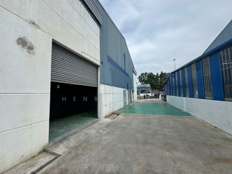 Factory for Rent in Bandar Baru Bangi (Selangor) - Henry Chew - Exterior - PropertyGuru.com.my