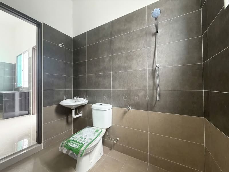 Rumah Berkembar untuk Dijual di Kampar (Perak) - Kevin Chai - Bathroom - PropertyGuru.com.my