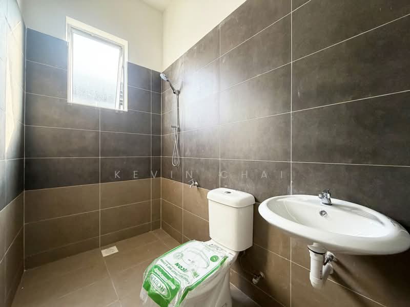 Rumah Berkembar untuk Dijual di Kampar (Perak) - Kevin Chai - Bathroom - PropertyGuru.com.my