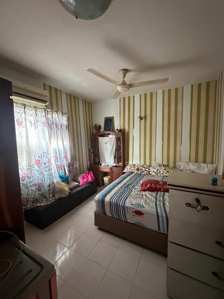 Apartment for Sale at Taman Jinjang Baru Kos Sederhana Apartment - Eric Per - Bedroom - PropertyGuru.com.my