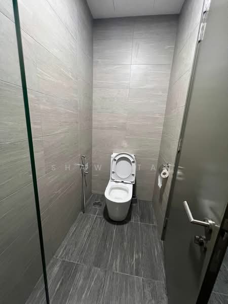 Office for Rent in Bandar Puteri Puchong (Puchong) - Shawn Tan - Bathroom - PropertyGuru.com.my