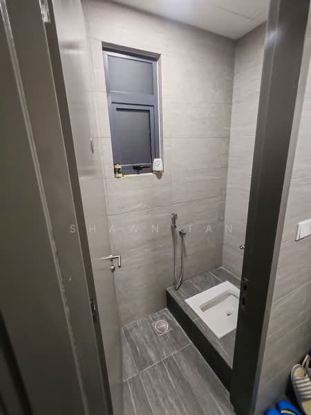 Office for Rent in Bandar Puteri Puchong (Puchong) - Shawn Tan - Bathroom - PropertyGuru.com.my