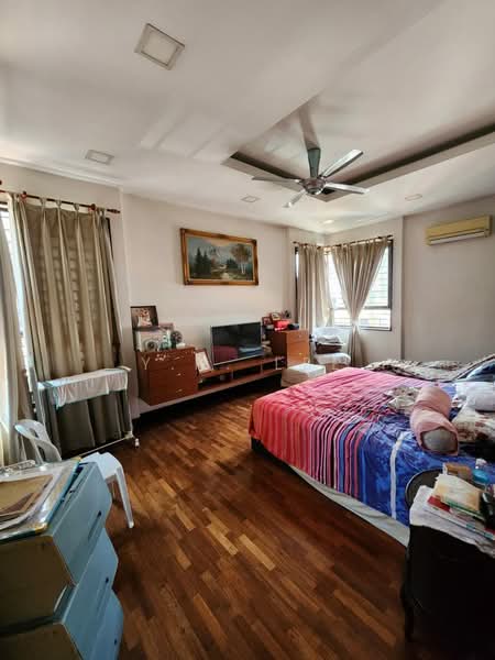 Rumah Berkembar untuk Dijual di Aman Sari (Puchong) - Y.H. Lee - Bedroom - PropertyGuru.com.my