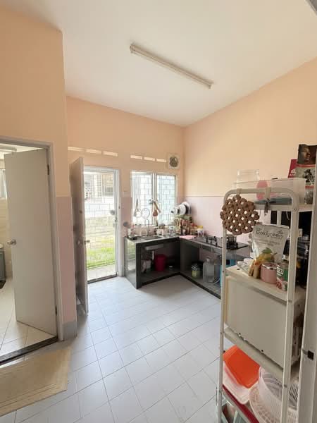 2-storey Terraced House for Sale in SS 23, Taman Sea (Petaling Jaya) - Jason Ng - Kitchen - PropertyGuru.com.my