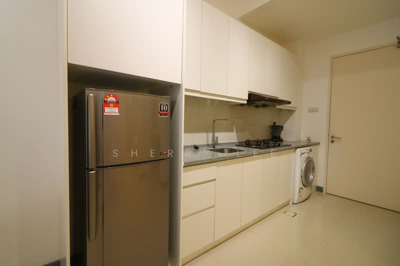 Servis Apartment untuk Dijual di South View - Sherry Lee - Kitchen - PropertyGuru.com.my