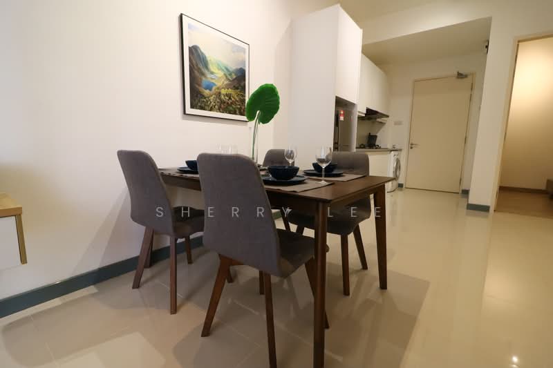 Servis Apartment untuk Dijual di South View - Sherry Lee - Dining Room - PropertyGuru.com.my