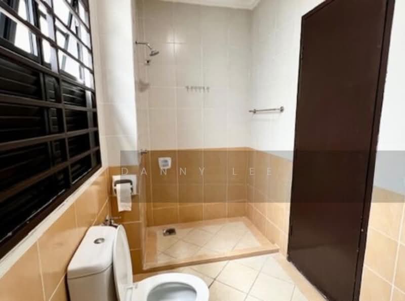 2-storey Terraced House for Sale in Bandar Kinrara (Selangor) - Danny Lee - Bathroom - PropertyGuru.com.my