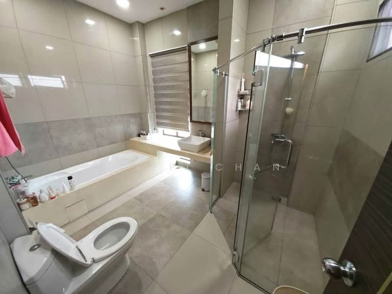 Bungalow for Sale in Bukit Jalil Golf (Bukit Jalil) - Steffi Chan - Bathroom - PropertyGuru.com.my