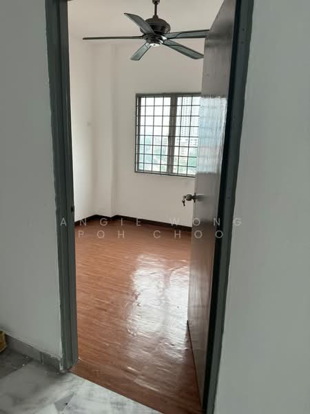 Pangsapuri untuk Disewa di Teratai Mewah Apartment Block 4 & 6 - Angie Wong Poh Choo - Interior - PropertyGuru.com.my