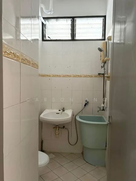 Apartment for Sale at Pangsapuri Seri Cemerlang - Carson Ang - Bathroom - PropertyGuru.com.my