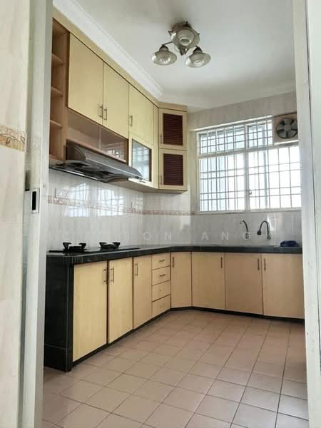 Apartment for Sale at Pangsapuri Seri Cemerlang - Carson Ang - Kitchen - PropertyGuru.com.my