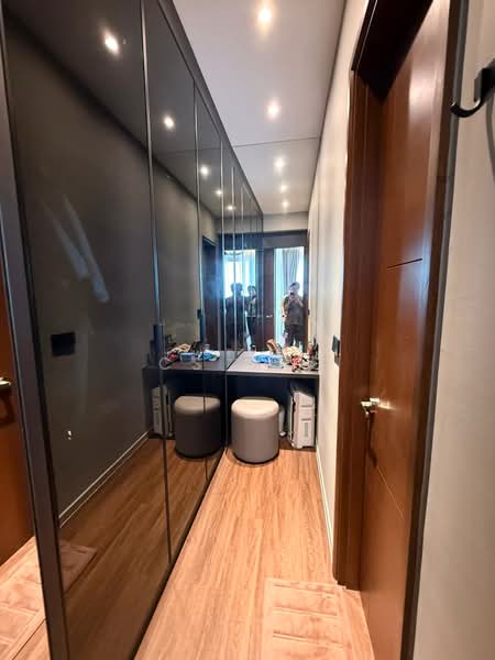 Condominium for Rent at Queens Residences Q1 @ Queens Waterfront - CS Ung - Corridor - PropertyGuru.com.my