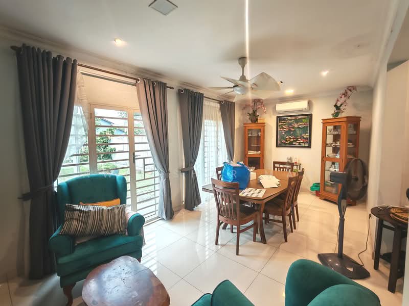 Rumah Banglo untuk Dijual di SS1 (Petaling Jaya) - Awie Shariman - Living Room - PropertyGuru.com.my