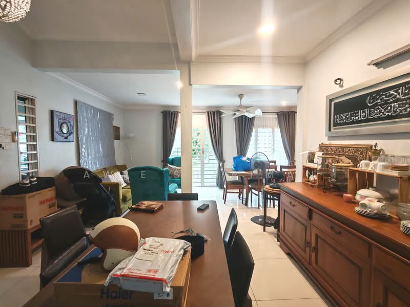 Rumah Banglo untuk Dijual di SS1 (Petaling Jaya) - Awie Shariman - Living Room - PropertyGuru.com.my