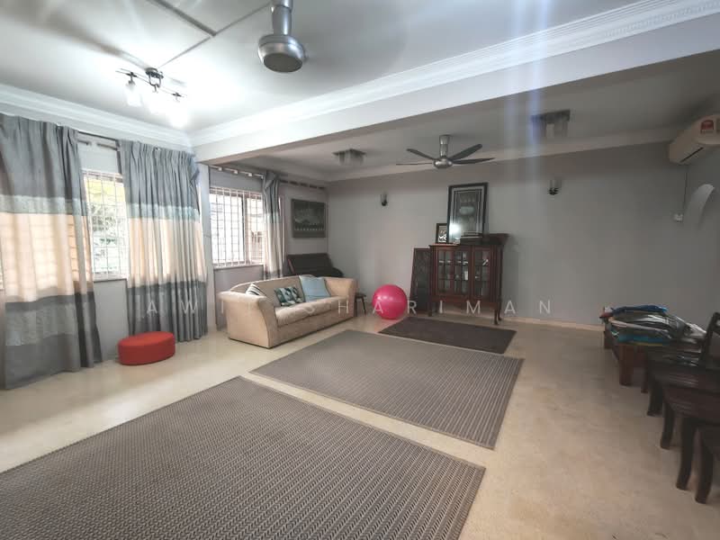 Rumah Banglo untuk Dijual di SS1 (Petaling Jaya) - Awie Shariman - Living Room - PropertyGuru.com.my