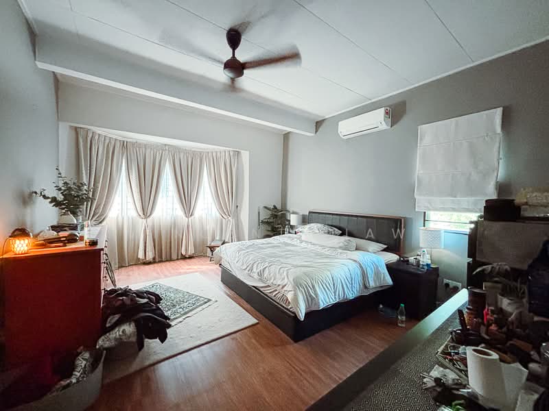 2-storey Terraced House for Sale in Seri Utama Damansara (Kota Damansara) - Vincent Liaw - Bedroom - PropertyGuru.com.my