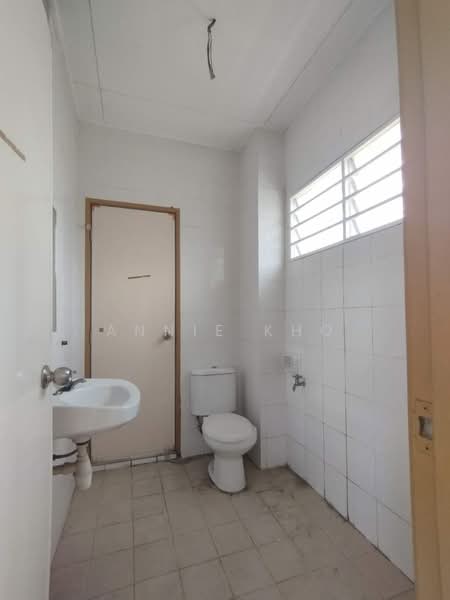2-storey Terraced House for Sale in Shah Alam (Selangor) - Annie Kho - Bathroom - PropertyGuru.com.my