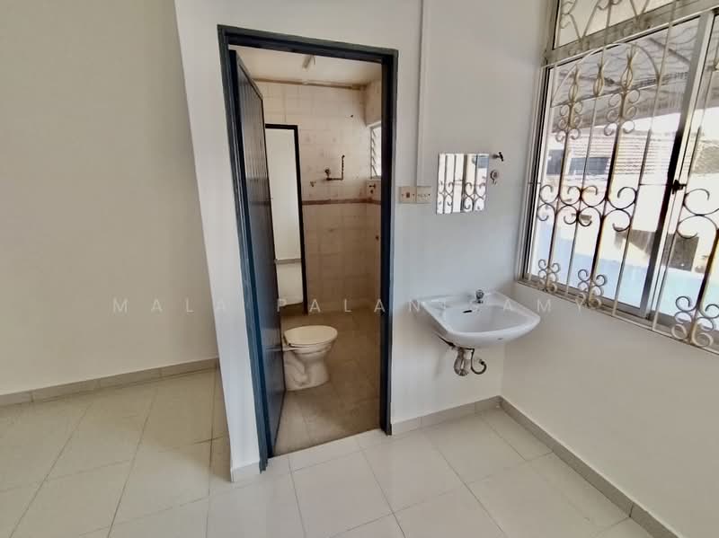 2-storey Terraced House for Sale in Taman Labu Utama (Seremban) - Mala Palanisamy - PropertyGuru.com.my