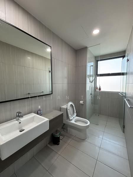 Kediaman Servis untuk Disewa di Datum Jelatek Residence - Lilian Tan - Bathroom - PropertyGuru.com.my