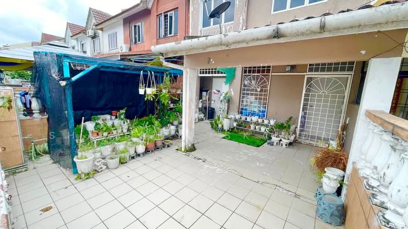 Rumah Teres 3 Tingkat untuk Dijual di Taman Bukit Permai (Ampang) - Shaziery Iskandar - Exterior - PropertyGuru.com.my