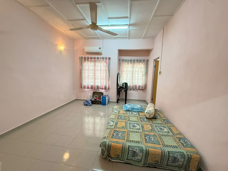 Rumah Teres 2 Tingkat untuk Dijual di Taman Bukit Katil Indah (Bukit Katil) - Ramona Tan - Bedroom - PropertyGuru.com.my