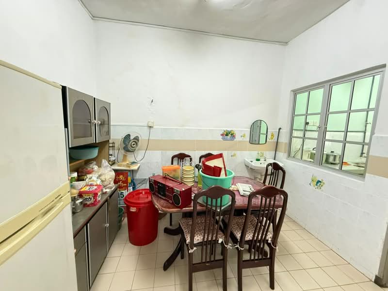 Rumah Teres 2 Tingkat untuk Dijual di Taman Bukit Katil Indah (Bukit Katil) - Ramona Tan - Kitchen - PropertyGuru.com.my