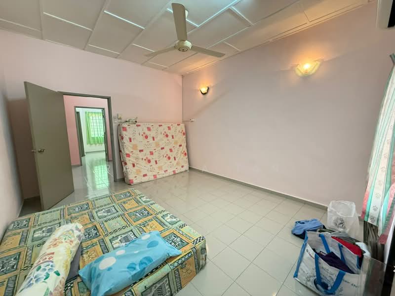 Rumah Teres 2 Tingkat untuk Dijual di Taman Bukit Katil Indah (Bukit Katil) - Ramona Tan - Bedroom - PropertyGuru.com.my