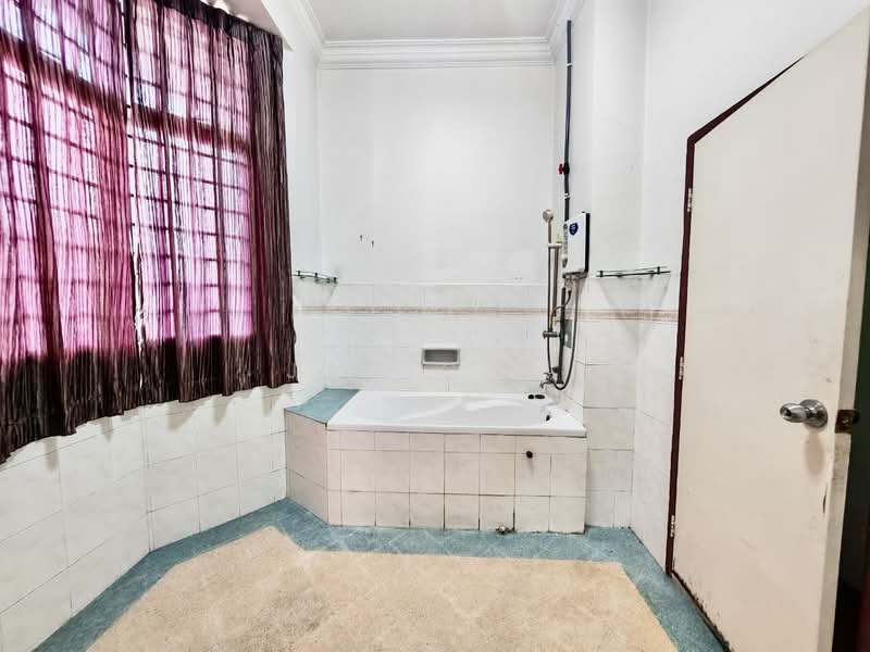Rumah Teres 2 Tingkat untuk Dijual di Taman Suria (Johor Bahru) - Janice . - PropertyGuru.com.my