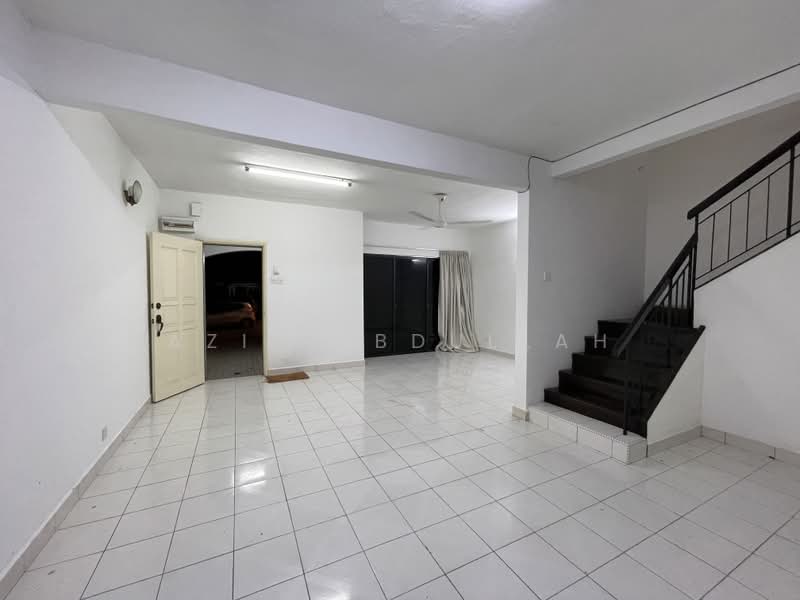 Rumah Teres untuk Disewa di Usj 2 (Subang Jaya) - Aziz Abdullah - PropertyGuru.com.my