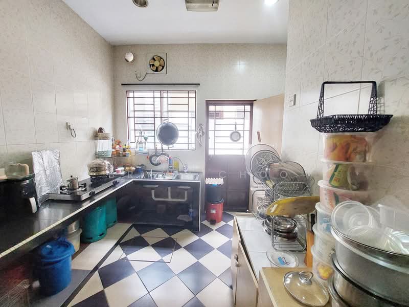 2-storey Terraced House for Sale in Puchong (Selangor) - Bryan Choo - Kitchen - PropertyGuru.com.my