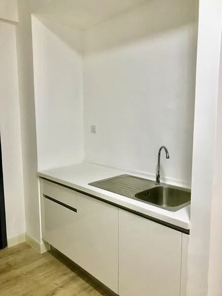 Servis Apartment untuk Disewa di Eclipse Residence @ Pan'gaea - Kar Hooi - Kitchen - PropertyGuru.com.my