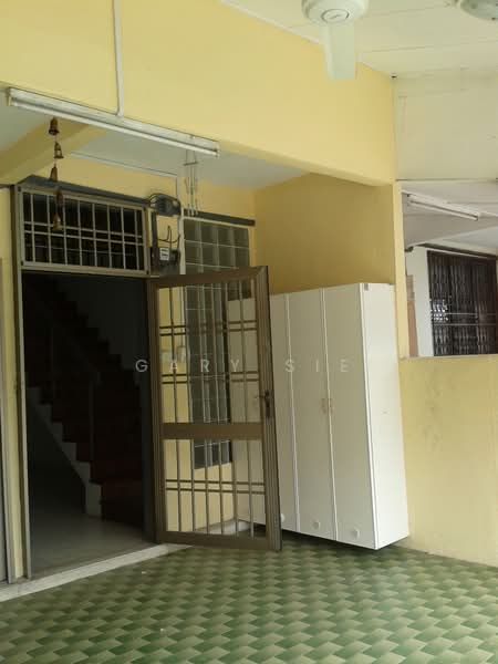 2-storey Terraced House for Rent in Taman Sri Rampai (Wangsa Maju) - Gary Sie - Entrance - PropertyGuru.com.my