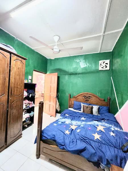 Rumah Teres 1 Tingkat untuk Dijual di Puchong (Selangor) - Shazwan CH - Bedroom - PropertyGuru.com.my