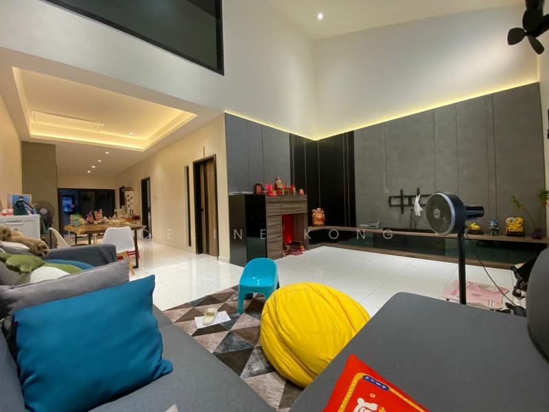1-storey Terraced House for Sale in Taman Overseas Union (Taman Oug) (Jalan Klang Lama (Old Klang Road)) - Celine Kong - Living Room - PropertyGuru.com.my
