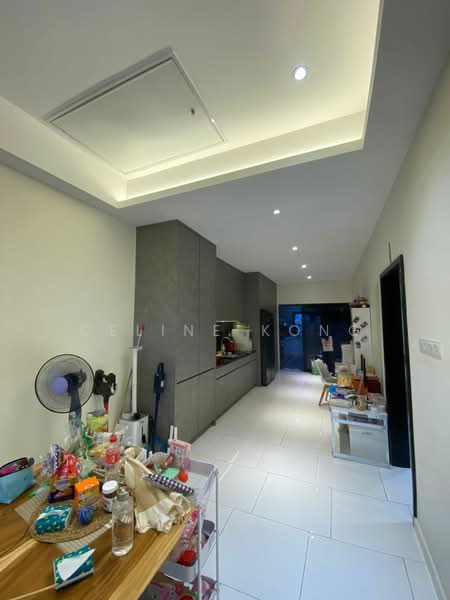 1-storey Terraced House for Sale in Taman Overseas Union (Taman Oug) (Jalan Klang Lama (Old Klang Road)) - Celine Kong - Kitchen - PropertyGuru.com.my