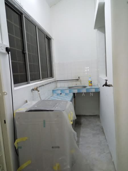 Rumah Teres 2.5 Tingkat untuk Dijual di Desa Setapak (Wangsa Maju) - Libby Tan - Kitchen - PropertyGuru.com.my