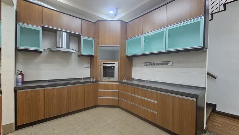 2-storey Terraced House for Rent in Bukit Jelutong (Shah Alam) - Tina Abas - PropertyGuru.com.my