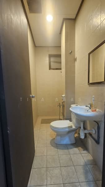 2-storey Terraced House for Rent in Bukit Jelutong (Shah Alam) - Tina Abas - PropertyGuru.com.my