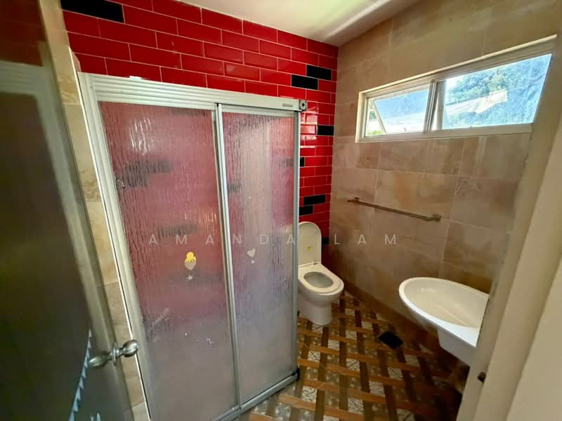 Rumah Banglo untuk Dijual di Kota Kinabalu (Sabah) - Amanda Lam - Bathroom - PropertyGuru.com.my