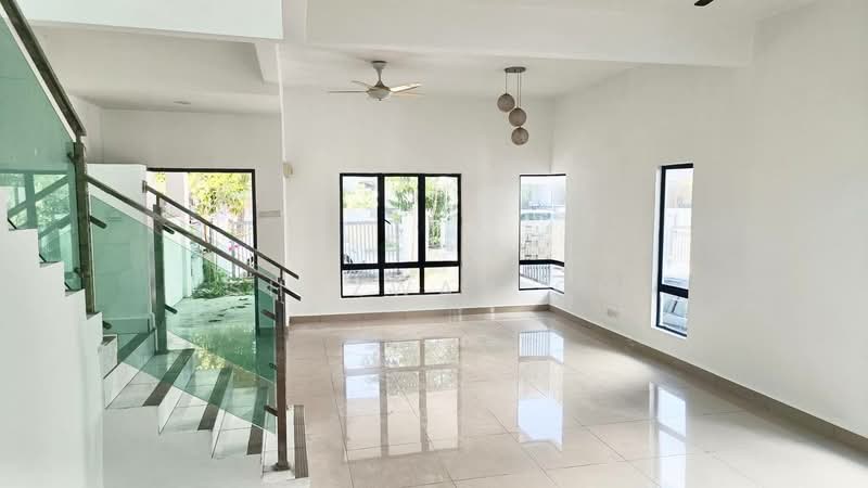 2-storey Terraced House for Sale in Semenyih Parklands (Beranang) - Shazwan CH - Living Room - PropertyGuru.com.my