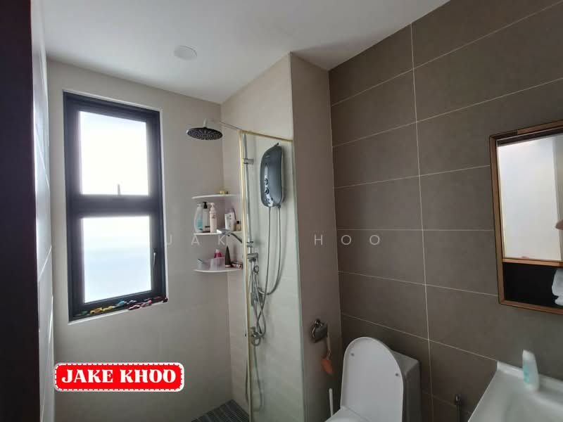 Kondominium untuk Dijual di Setia Sky Vista - Jake Khoo - Bathroom - PropertyGuru.com.my
